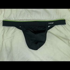 2XIST Thong